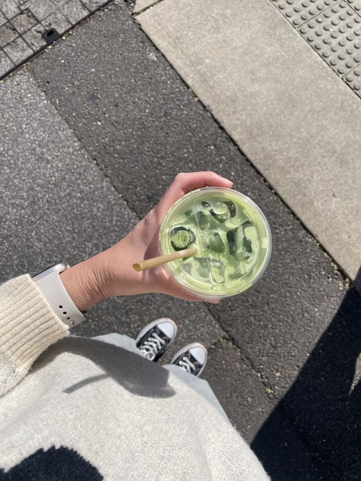 giờ đây việc tiêu thụ matcha latte đã trở thành một phong cách sống giờ đây việc tiêu thụ matcha latte đã trở thành một phong cách sống