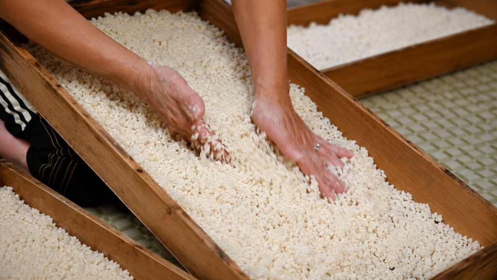 xưởng làm koji truyền thống